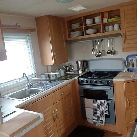 I 10 Caravan 4 Berth Chase Caravan Park Ingoldmells Exteriér fotografie