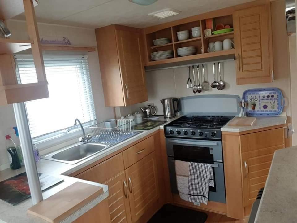 I 10 Caravan 4 Berth Chase Caravan Park Ingoldmells Exteriér fotografie