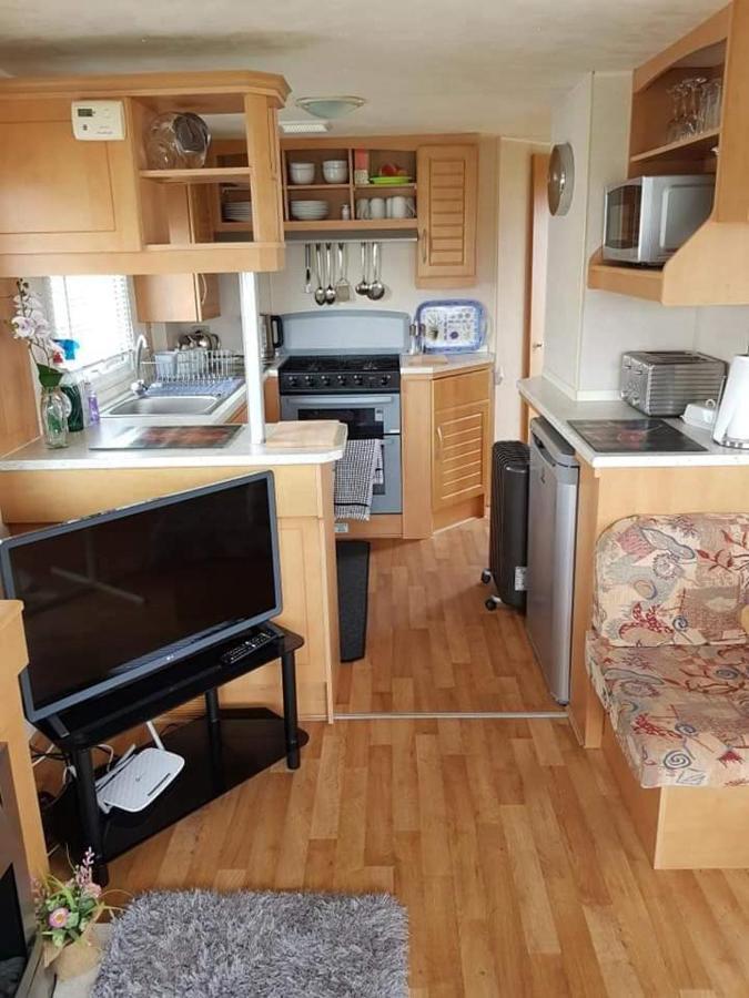 I 10 Caravan 4 Berth Chase Caravan Park Ingoldmells Exteriér fotografie